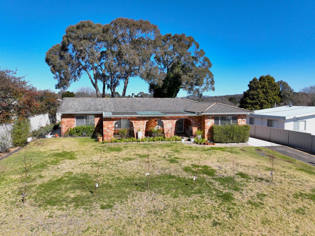 21 Cross St, Glen Innes, NSW 2370