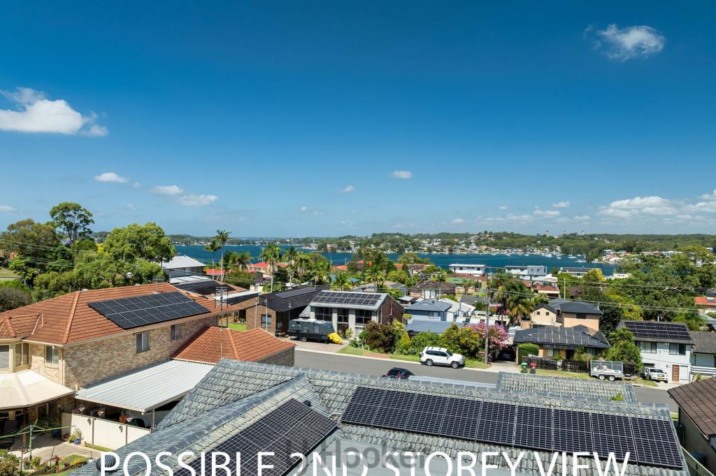 44 SOMERSHAM AVE, FISHING POINT, NSW 2283