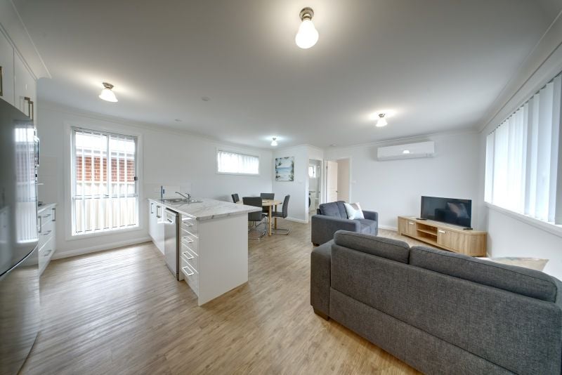 6a Lyons St, Meadow Flat, NSW 2795