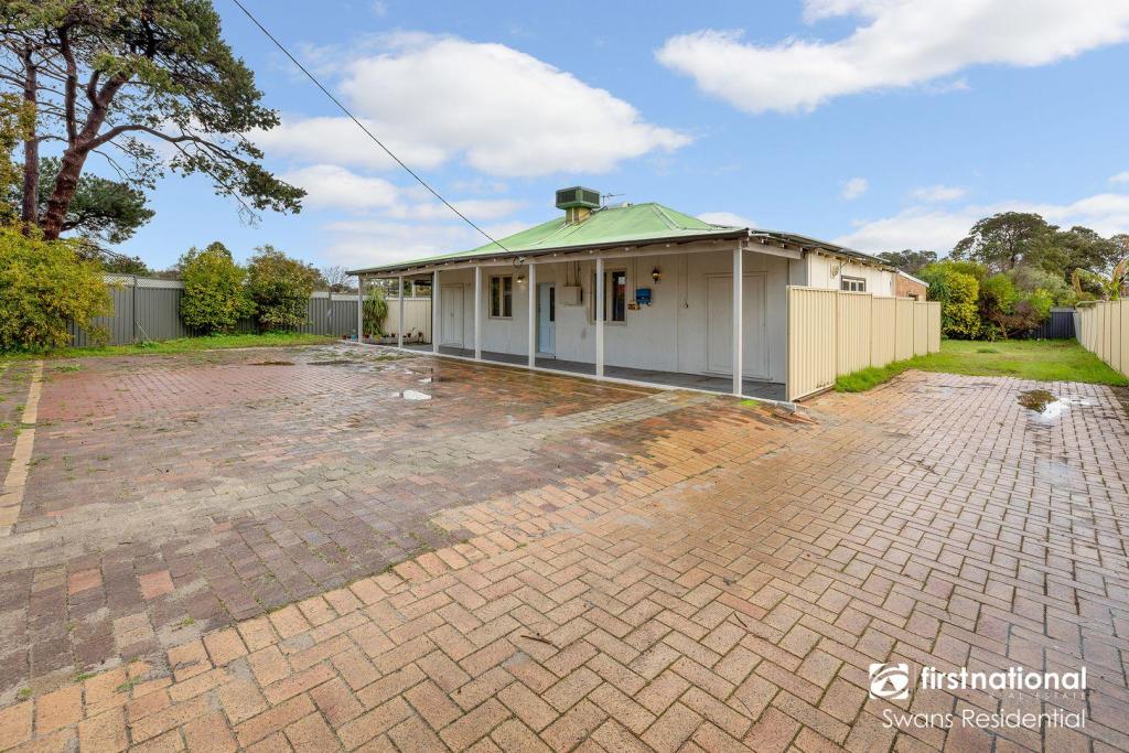 67 Third Ave, Kelmscott, WA 6111