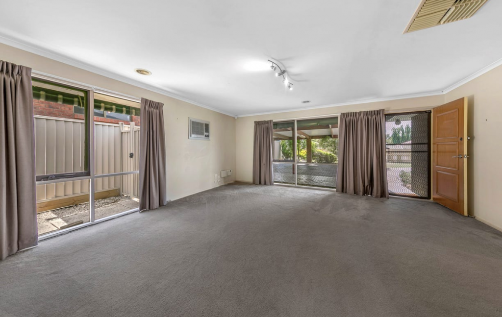 3 Bromwich Ct, Mill Park, VIC 3082