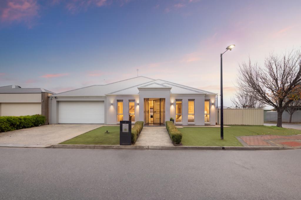 2 Warner Ave, Findon, SA 5023