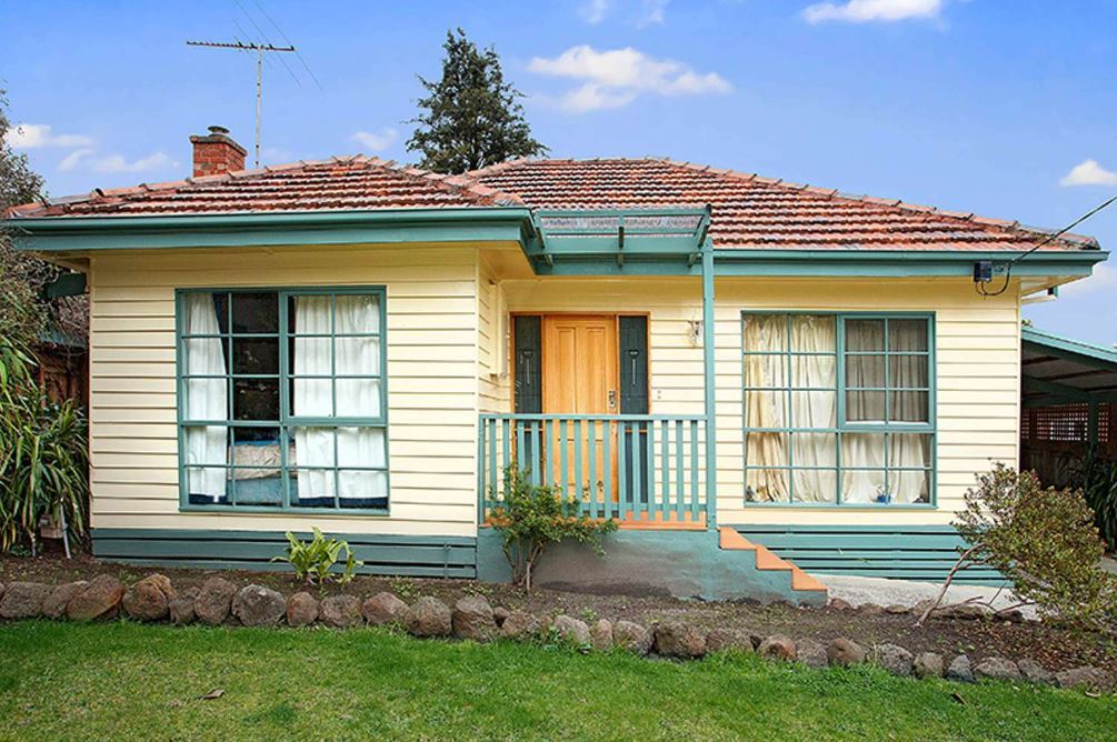 16 Wickham Ave, Forest Hill, VIC 3131
