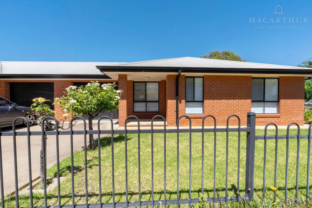 1/2-4 Macquarie St, Mount Austin, NSW 2650