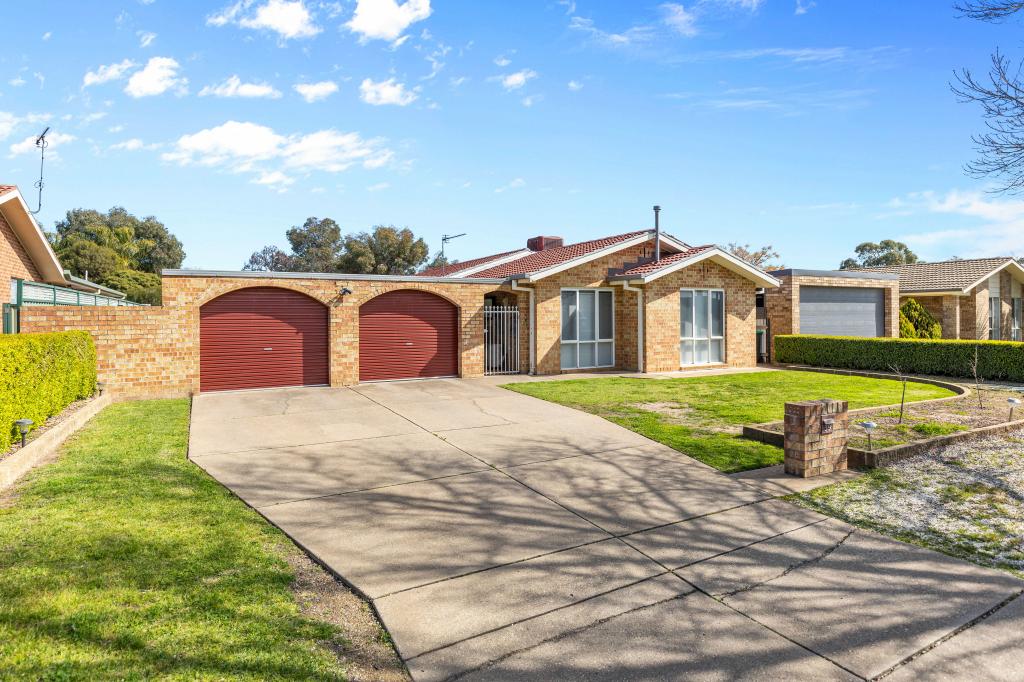 39 WARRAMBOOL CRES, GLENFIELD PARK, NSW 2650