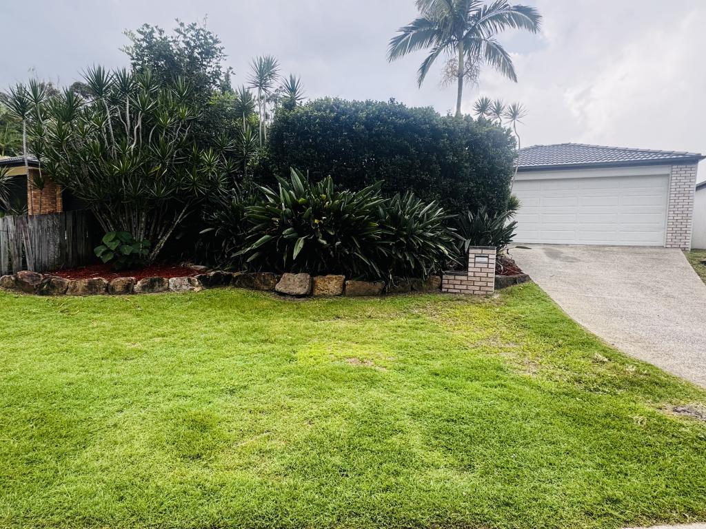 21 Honeymyrtle Ct, Mountain Creek, QLD 4557