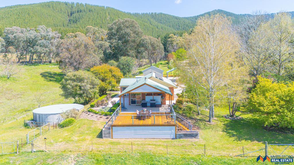945 Carrolls Rd, Rosewhite, VIC 3737