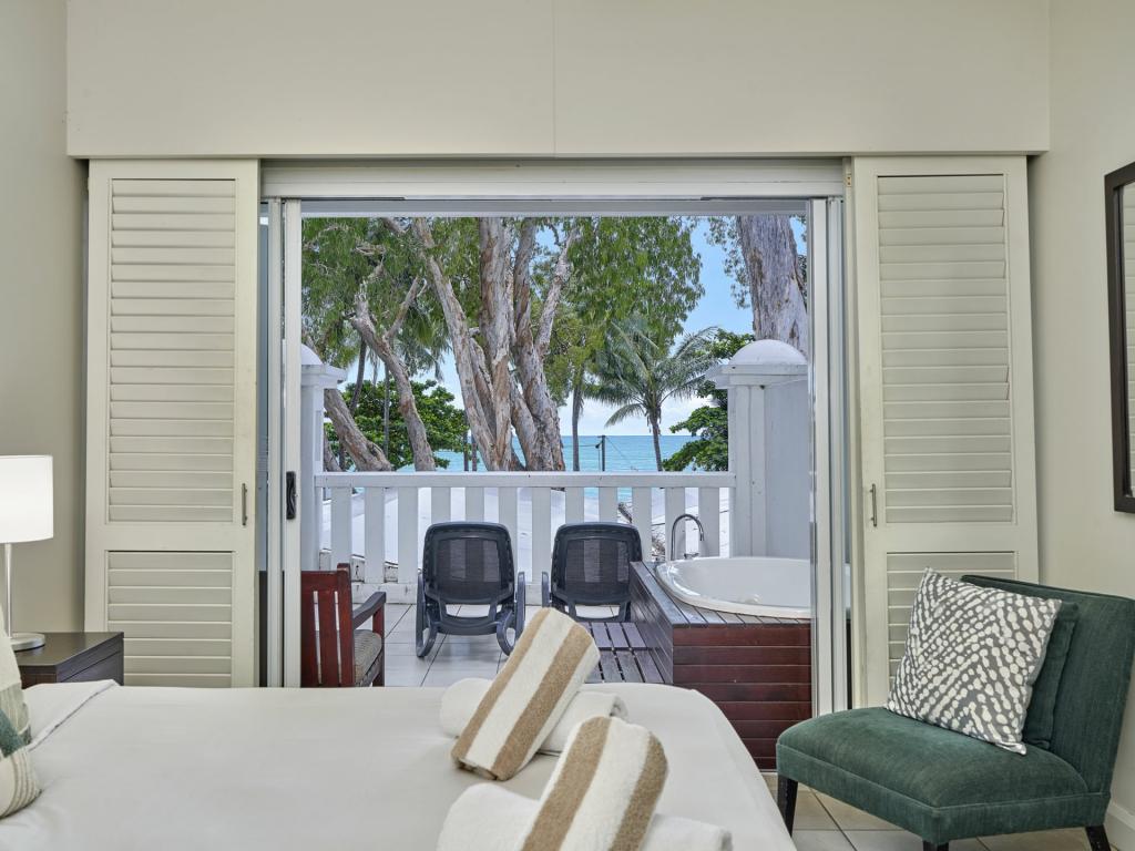 1221-1222/123-127 Williams Esp, Palm Cove, QLD 4879