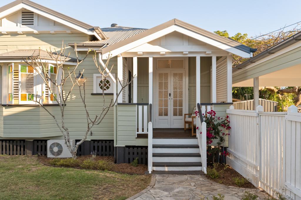 33 Paul St, Sandgate, QLD 4017