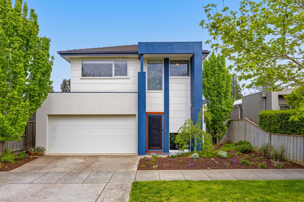 9 Regal Dr, Alfredton, VIC 3350