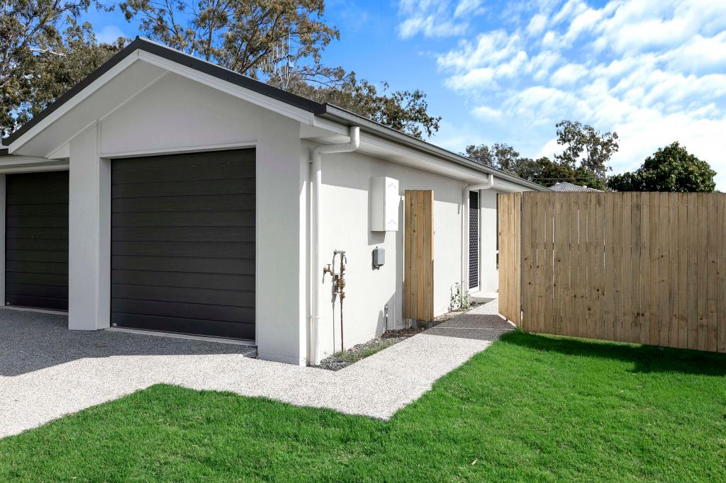 2/2 Charmed Waters Ct, Burrum Heads, QLD 4659