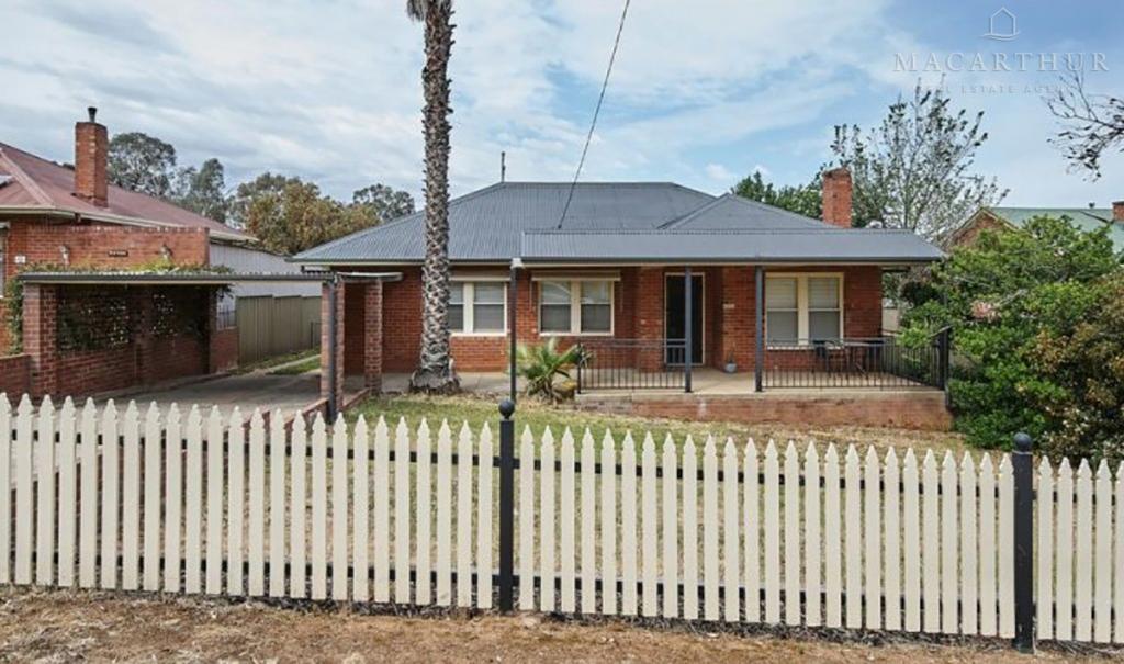 24 Bolger Ave, Mount Austin, NSW 2650