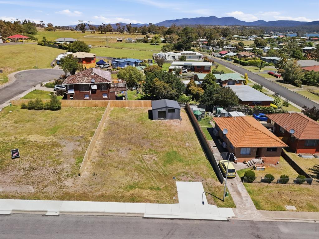 26 Selwyn St, Triabunna, TAS 7190
