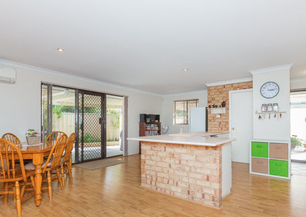 5 Compton Rd, Gosnells, WA 6110