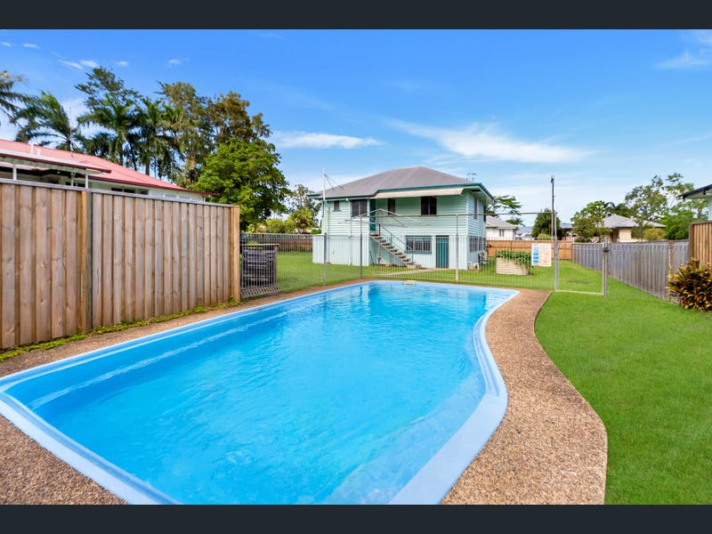 9 Gordon St, Earlville, QLD 4870