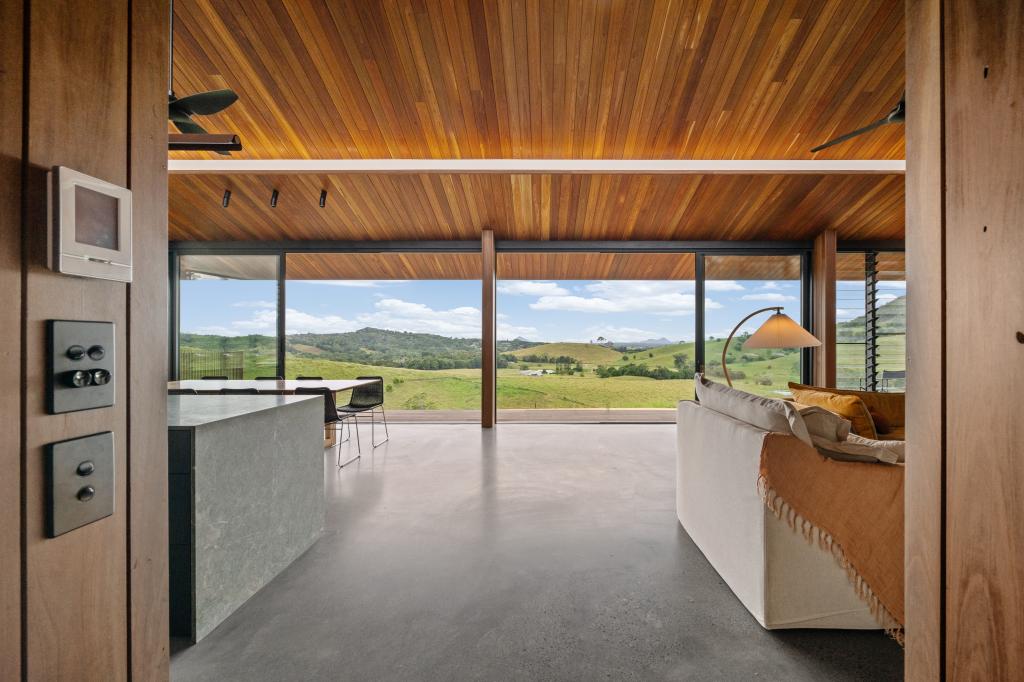 163 Upper Pinbarren Creek Rd, Pinbarren, QLD 4568