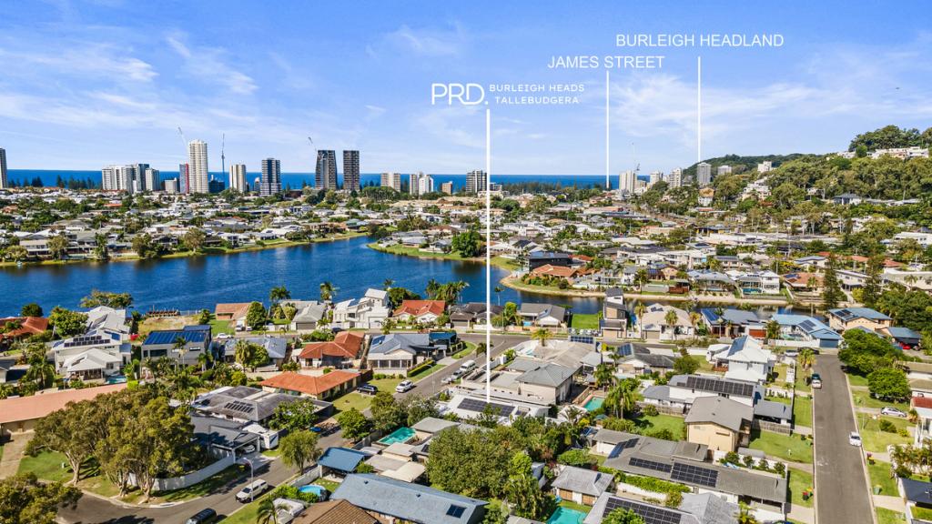 6 Dotterel Dr, Burleigh Waters, QLD 4220