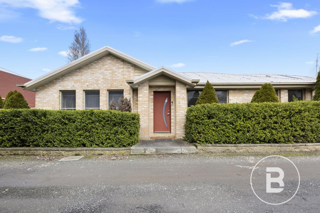 707 Buccaneer Pl, Ballarat Central, VIC 3350