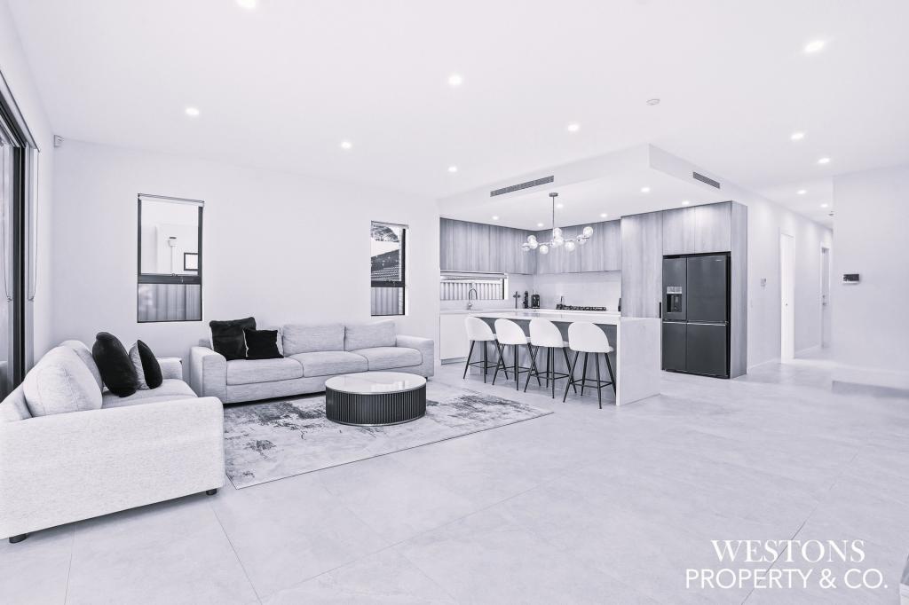 179a Caroline Chisholm Dr, Winston Hills, NSW 2153