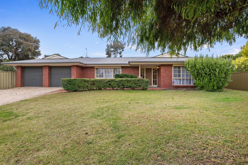 2 Sea Ct, Normanville, SA 5204