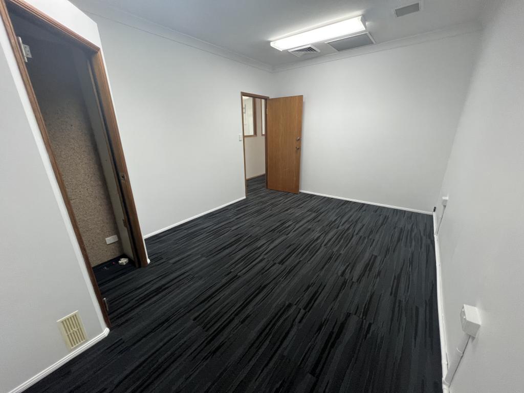 Office 1 - 4/4 Island Dr, Cannonvale, QLD 4802