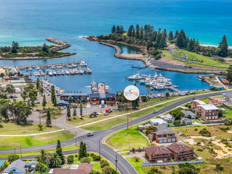 2 CARNAGO ST, BERMAGUI, NSW 2546