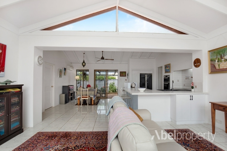13b Orchid St, Joondanna, WA 6060