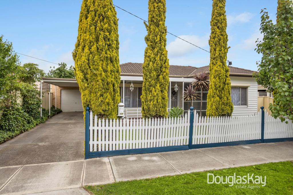 4 BUSCH ST, SUNSHINE NORTH, VIC 3020