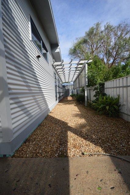 4 Stirling Cres, Aldinga Beach, SA 5173
