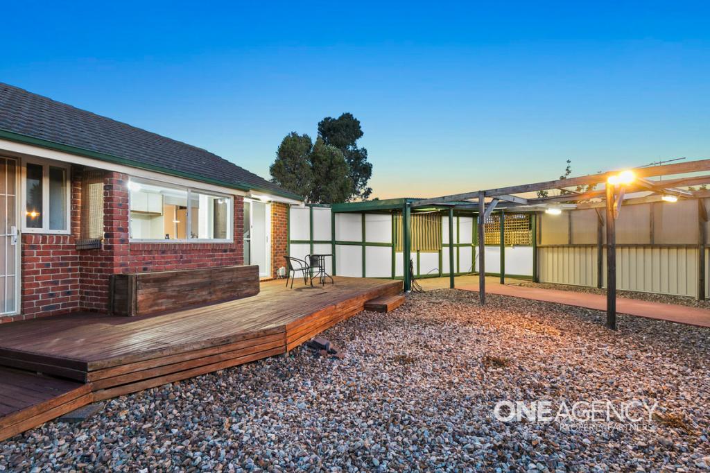 14 Chaucer Cl, Delahey, VIC 3037