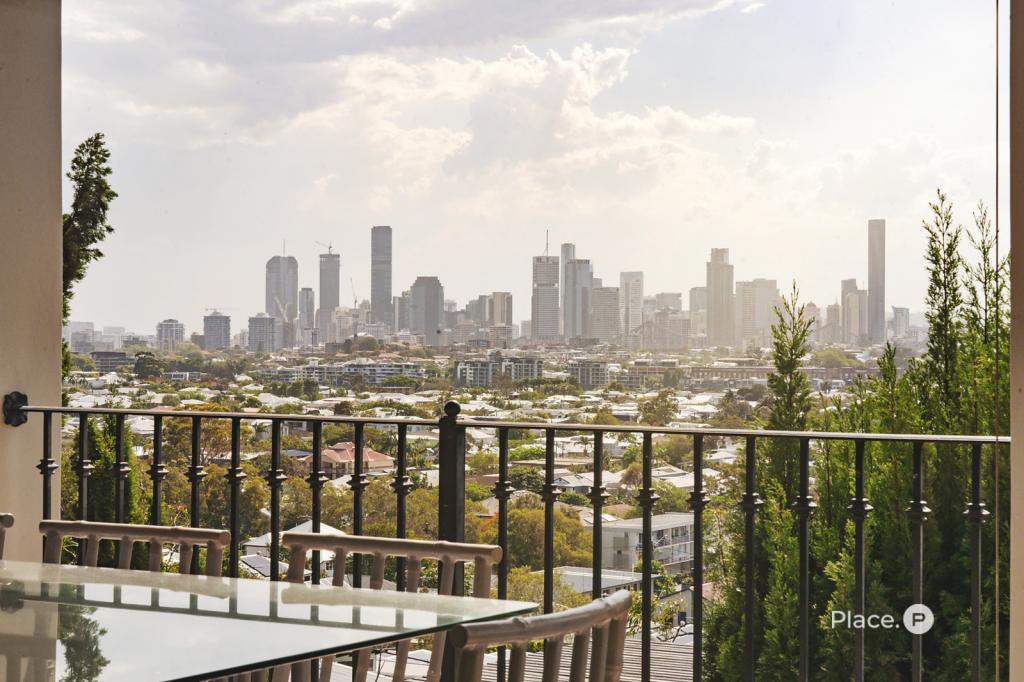 31 Dilkera St, Balmoral, QLD 4171