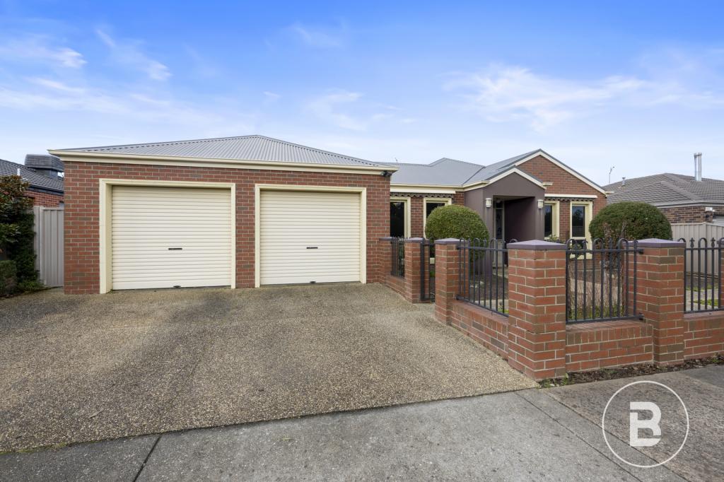 5 Deakin Dr, Delacombe, VIC 3356