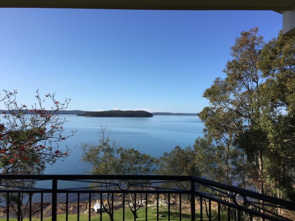 82 Beach Rd, Wangi Wangi, NSW 2267