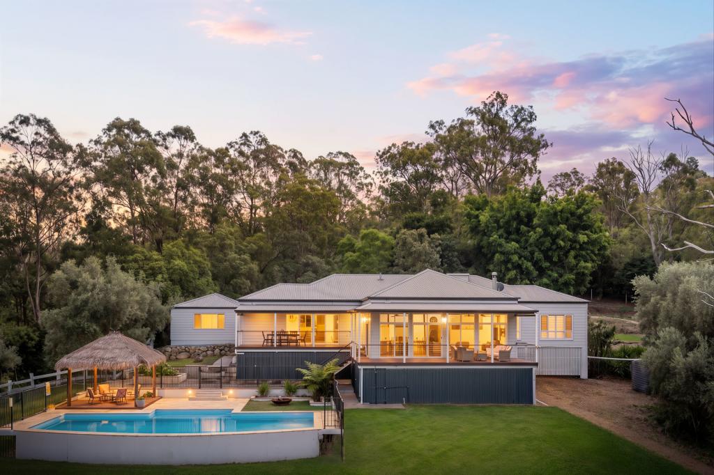 483 Gold Creek Rd, Brookfield, QLD 4069