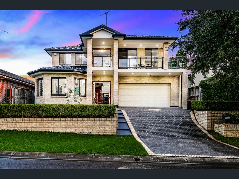 8 Compass Ave, Beaumont Hills, NSW 2155