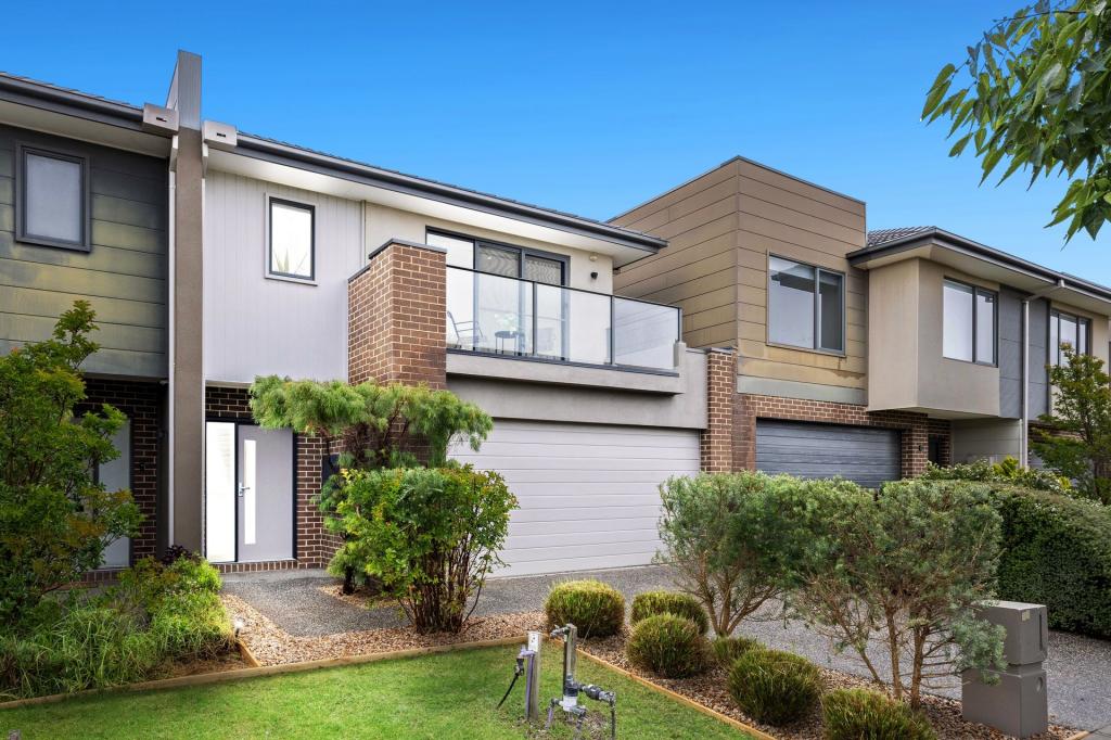 13 TWEED RD, CLYDE NORTH, VIC 3978