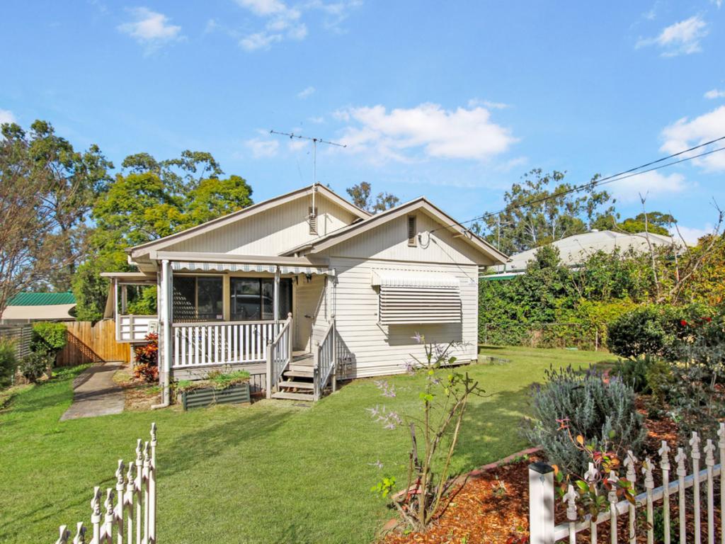 29 Coleman St, Leichhardt, QLD 4305