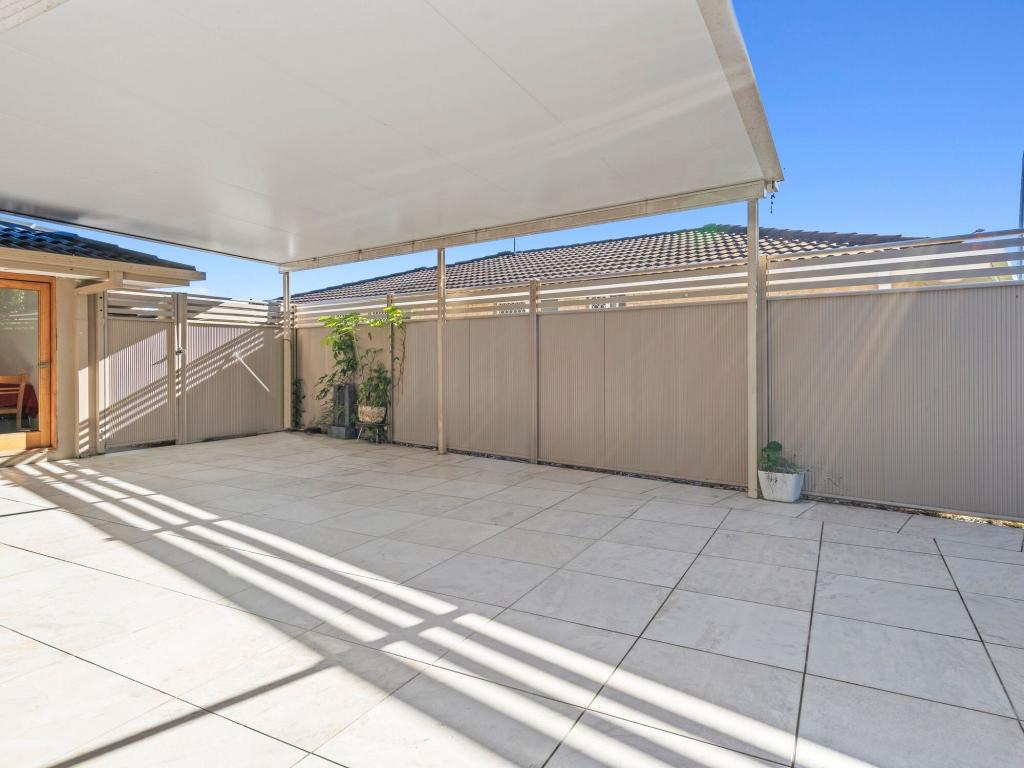4 Dawnann Ct, Carrara, QLD 4211