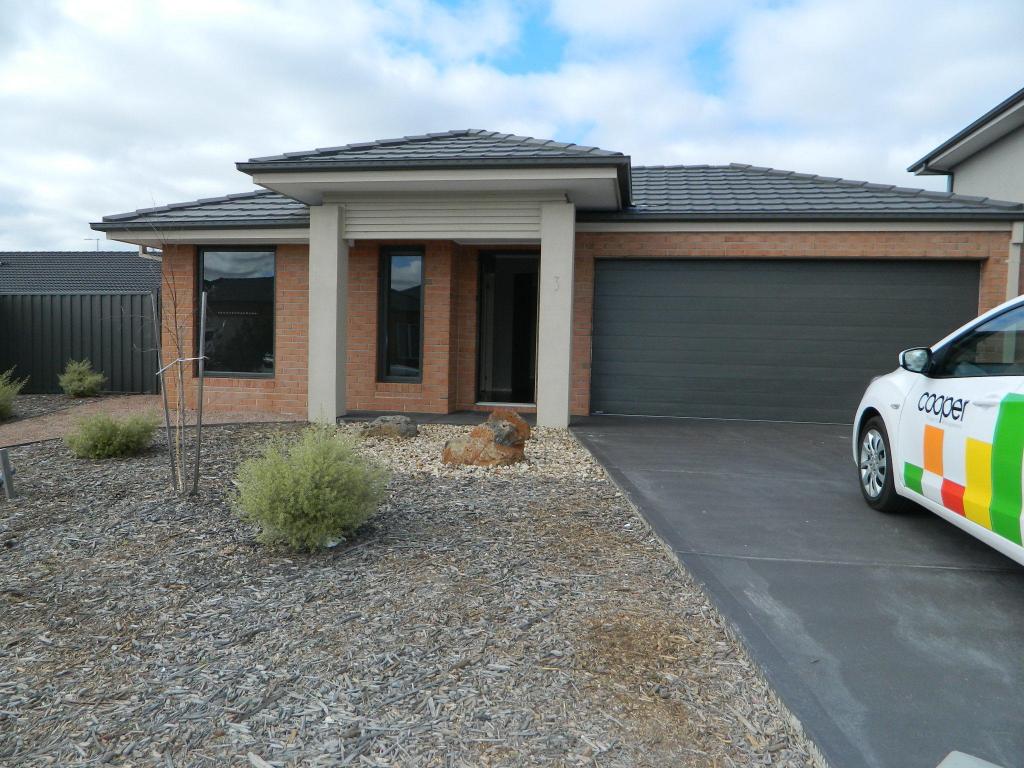 3 LANDMARK CRES, MANOR LAKES, VIC 3024