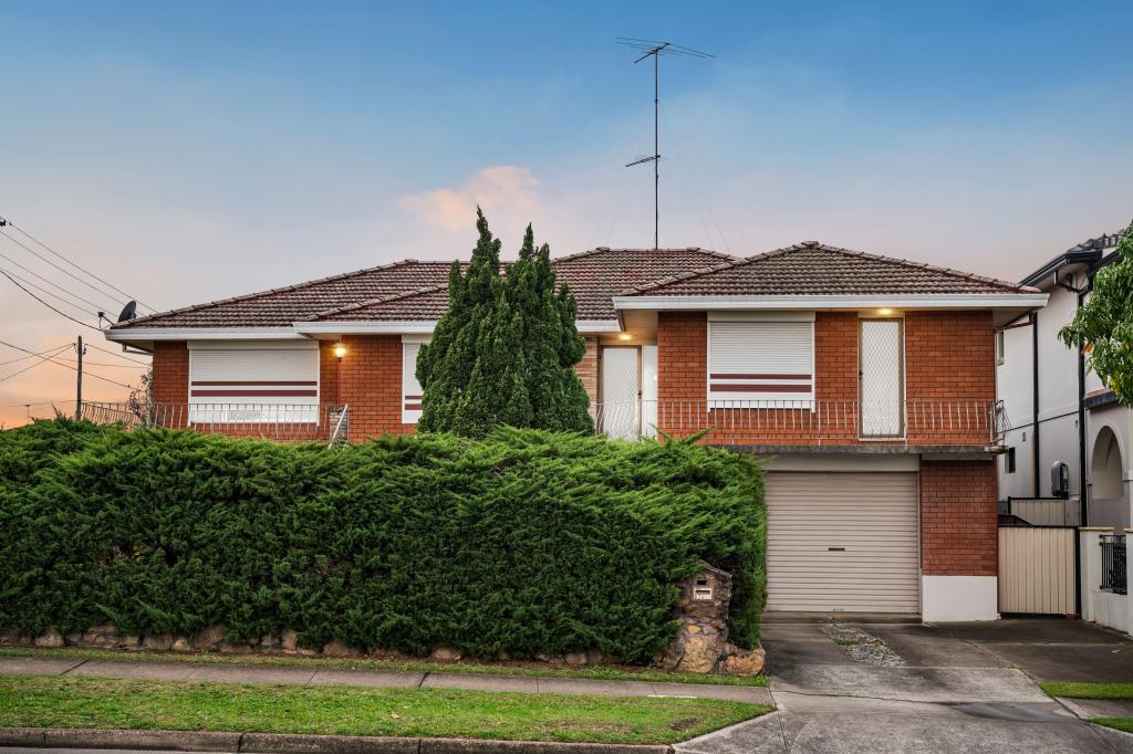 62 The Boulevarde, Fairfield, NSW 2165