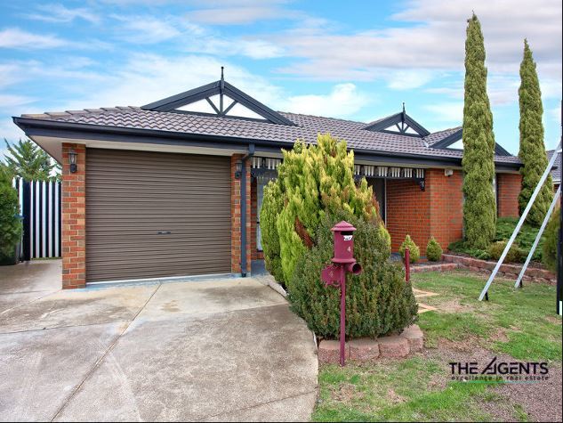 4 Nunn Ave, Truganina, VIC 3029