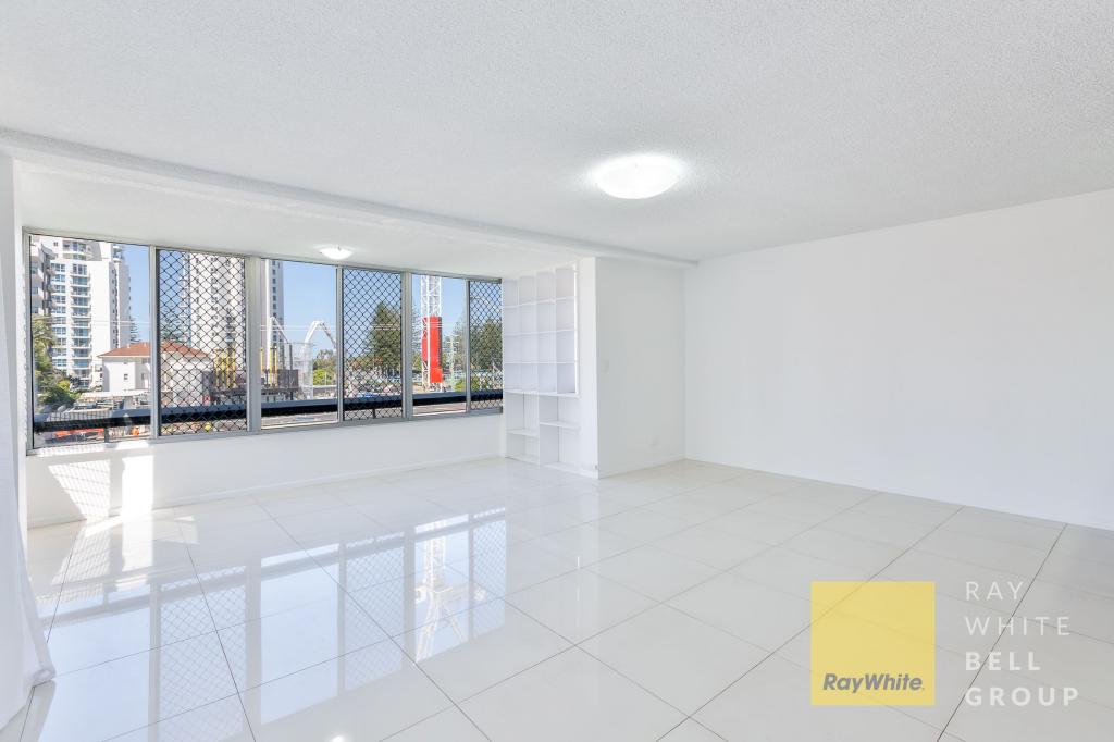 12/21 Armrick Ave, Broadbeach, QLD 4218