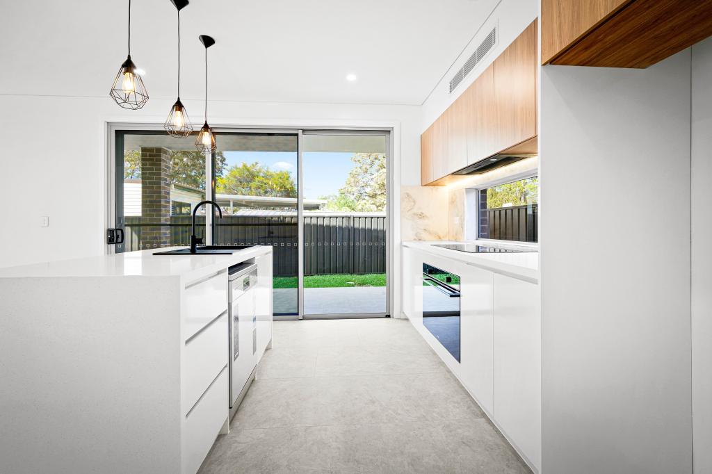 82 Palmyra Ave, Willmot, NSW 2770