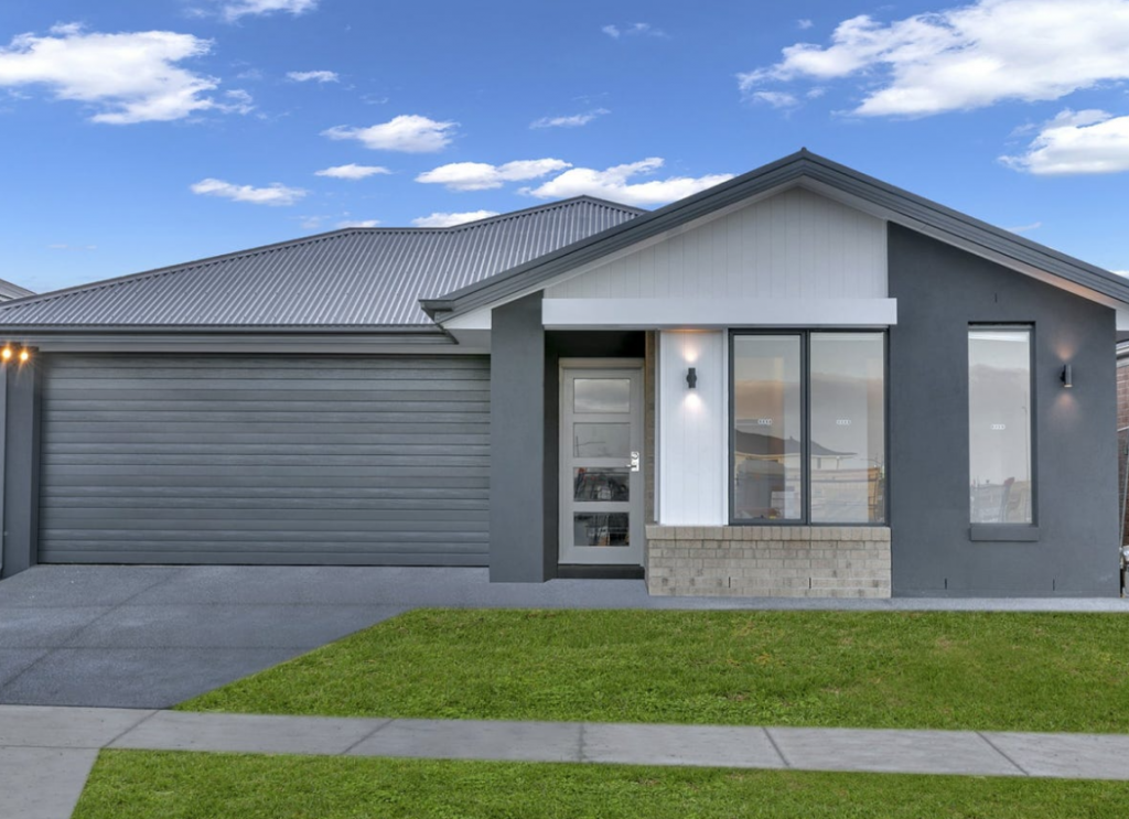 15 Wildlife Cct, Fraser Rise, VIC 3336