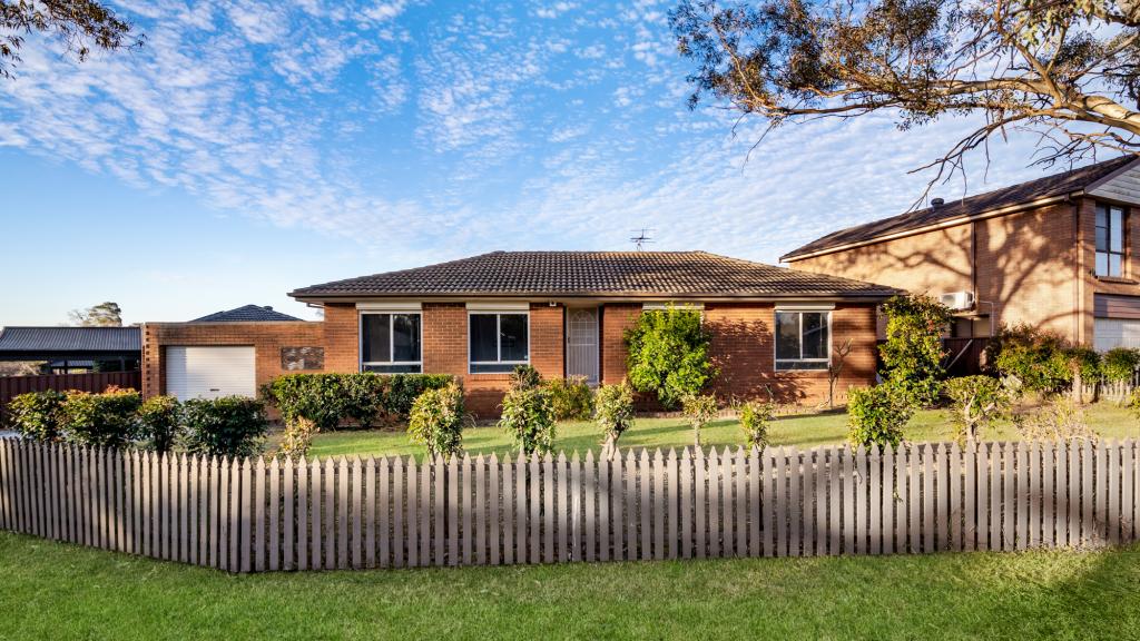 5 Long Reef Cres, Woodbine, NSW 2560