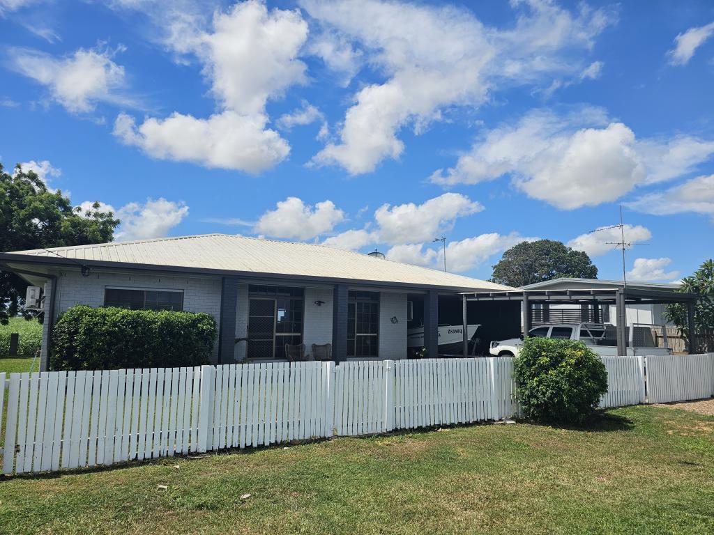 30 Anabranch Rd, Jarvisfield, QLD 4807
