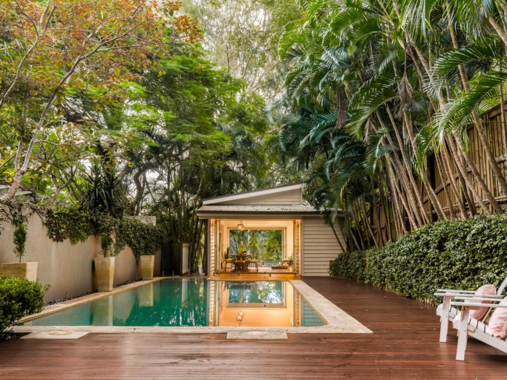 15 Kianga St, Graceville, QLD 4075