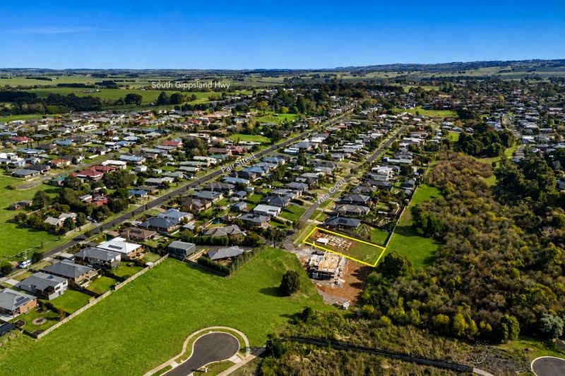 8 Vale Ct, Leongatha, VIC 3953