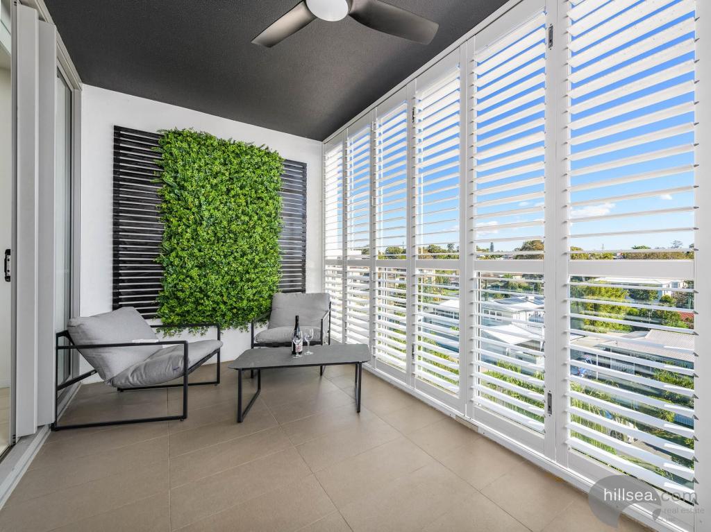 406/17 Bath St, Labrador, QLD 4215