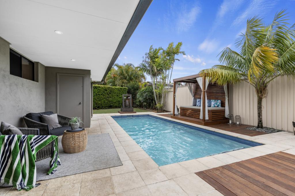 3 Tern Dr, Burleigh Waters, QLD 4220